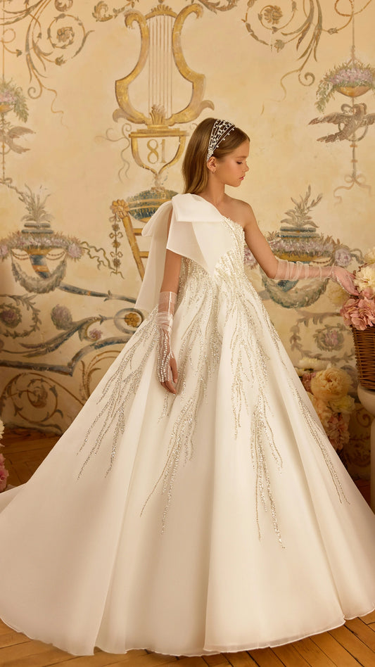 Elegant Royal Couture Ball Gown with Crystal Embellishments